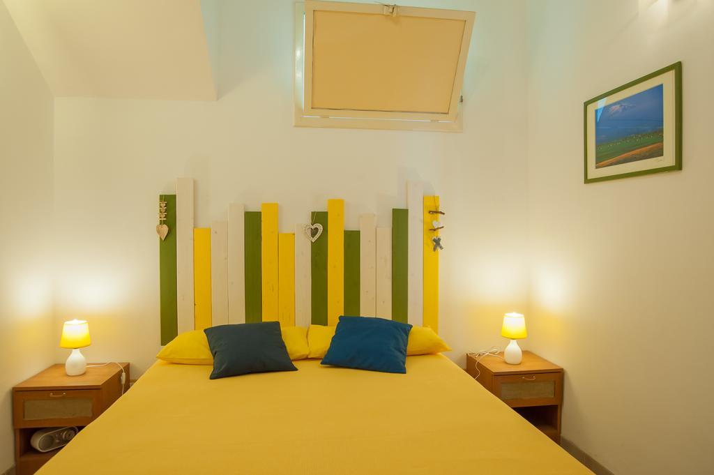 Villa Margiu - Casa Ossino Agnone Bagni Exteriér fotografie